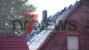 Wohnhaus in Vollbrand - rund 100 Feuerwehrkräfte im Großeinsatz - Binnen fünf Minuten in Vollbrand - Flammen erfassen Wohnhaus und Schuppen - Vollalarm für die Feuerwehr - Wohnhaus kurz nach Eintreffen der Feuerwehr in Vollbrand - Feuerwehr kämpft mit acht Rohren gegen die Flammen - Bevölkerung über NINA gewarnt: 