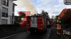 Innenangriff für die Feuerwehr nicht mehr möglich - Gebäude steht seit vielen Jahren leer - Drehleiter im Löscheinsatz - Keine Personen verletzt: 