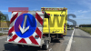 Bei einem Auffahrunfall zwischen zwei LKW auf der A1 zwischen Bramsche und Neuenkirchen Vörden, wurde am Mittwoch mittag ein LKW Fahrer schwer verletzt und in seinem Führerhaus eingekemmt. Vorbildliche Leistung der Ersthelfer und Kompliment der Polizei für Rettungsgasse. Kilometerlanger Stau bildet sich in der Mittagshitze: 
