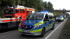 Auto, Kleintransporter und Wohnmobil kollidieren auf der A1 - Feuerwehr kann Entstehungsbrand an der Böschung schnell löschen - Glücklicherweise keiner eingeklemmt
Unfallhergang nicht bekannt - Feuerwehr braucht einige Zeit, um Unfallstelle zu sichten, die sich auf mehrere hundert Meter erstreckt - Rettungshubschrauber vor Ort: 