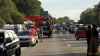 Auto, Kleintransporter und Wohnmobil kollidieren auf der A1 - Feuerwehr kann Entstehungsbrand an der Böschung schnell löschen - Glücklicherweise keiner eingeklemmt
Unfallhergang nicht bekannt - Feuerwehr braucht einige Zeit, um Unfallstelle zu sichten, die sich auf mehrere hundert Meter erstreckt - Rettungshubschrauber vor Ort: 