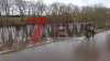 Feuerwehr errichtet einen Damm um die Straßen zu schützen - Teil der Bundesstraße B402 weggebrochen - Zeltplätze und weitere Objekte sind vom Wasser eingenommen - O-Ton Platzwart Haselünne: 