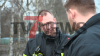 Feuerwehr errichtet einen Damm um die Straßen zu schützen - Teil der Bundesstraße B402 weggebrochen - Zeltplätze und weitere Objekte sind vom Wasser eingenommen - O-Ton Platzwart Haselünne: 
