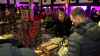 Pyro-Party mit Midnight-Shopping - erst die Feier mit Freigetränken und dann pünktlich um 00:00 Uhr der Startschuss zum Kauf der Feuerwerkskörper - hunderte Menschen stehen schlange - bis zu 3500€ geben sie aus : Wir haben mit den Menschen gesprochen und sie beim Kauf begleitet!