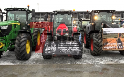 Mehere Landwirte treffen sich auf dem Messeplatz - Verkehrsbehinderungen in Teilen von Passau : 