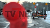Bergungsteam vor Ort - Anhänger wird geborgen - Winterdienst sorgt für freie Straßen - Sperrung wird noch einige Stunden andauern - Schlachtabfälle liegen auf der B213 - : 