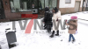 : Schneechaos sorgt für Begeisterung bei Kindern - Wessingens Innenstadt wird zu Winterwunderland - Familien machen das Beste aus der Wettersituation - kleine Baumeister strahlen im Schneechaos