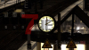 Seit 02:00 Uhr stehen die Züge auch in Hamburg still - Am größten Güterbahnhof Deutschlands steht auch seit 18 Uhr alles still - Für Taxifahrer hingegen bedeutet der Streik ein gutes Geschäft - Bahnreisende genervt "Die Bahn und die GDL müssen sich langsam einigen, es nervt einfach nur noch.": Mehrere O-Töne!