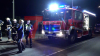 Unfall zwischen PKW und Straßenreinigungsfahrzeug - PKW-Fahrer schwer verletzt und eingeklemmt - Ersthelfer stabilisiert Halswirbelsäule des Verunfallten: Wir haben die Feuerwehr im O-Ton!

Pixelhinweis: Kennzeichen unkenntlich machen!