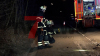 Unfall zwischen PKW und Straßenreinigungsfahrzeug - PKW-Fahrer schwer verletzt und eingeklemmt - Ersthelfer stabilisiert Halswirbelsäule des Verunfallten: Wir haben die Feuerwehr im O-Ton!

Pixelhinweis: Kennzeichen unkenntlich machen!