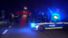 Unfall zwischen PKW und Straßenreinigungsfahrzeug - PKW-Fahrer schwer verletzt und eingeklemmt - Ersthelfer stabilisiert Halswirbelsäule des Verunfallten: Wir haben die Feuerwehr im O-Ton!

Pixelhinweis: Kennzeichen unkenntlich machen!