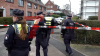 Zahlreiche Polizeikräfte im Einsatz - zwei Tote Personen auf offener Straße nach Messerstecherei  - Polizei kontrolliert Personen - Hubschrauber der Polizei im Einsatz - der oder die Täter flüchtig! Fahndung läuft auf Hochtouren : Pixelhinweis: Bild des mutmaßlichen Täters pixeln!