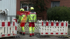 Verheerender Arbeitsunfall - Baumaschine vermutlich verunfallt - Person eingeklemmt - Person verstorben: 