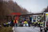 Drei Tote bei Horrorcrash - massiv zerstörte Fahrzeuge - Tote schwerst eingeklemmt - B1 stundenlang voll gesperrt - Großeinsatz für Rettungskräfte: Wir sind exklusiv vor Ort! Pixelhinweis: Werbung auf den Fahrzeugen und Kennzeichen müssen verpixelt werden!