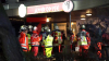 Dramatischer Wohnungsbrand in Wohnkomplex - Wohnung komplett ausgebrannt - Massenanfall von Verletzten - Zehn Verletzte und zahlreiche Evakuierte Bewohner - Mehrere Wohnungen unbewohnbar: 