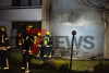 Dramatischer Wohnungsbrand in Wohnkomplex - Wohnung komplett ausgebrannt - Massenanfall von Verletzten - Zehn Verletzte und zahlreiche Evakuierte Bewohner - Mehrere Wohnungen unbewohnbar: 