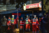 Dramatischer Wohnungsbrand in Wohnkomplex - Wohnung komplett ausgebrannt - Massenanfall von Verletzten - Zehn Verletzte und zahlreiche Evakuierte Bewohner - Mehrere Wohnungen unbewohnbar: 