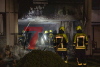 Dramatischer Wohnungsbrand in Wohnkomplex - Wohnung komplett ausgebrannt - Massenanfall von Verletzten - Zehn Verletzte und zahlreiche Evakuierte Bewohner - Mehrere Wohnungen unbewohnbar: 