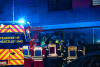 Dramatischer Wohnungsbrand in Wohnkomplex - Wohnung komplett ausgebrannt - Massenanfall von Verletzten - Zehn Verletzte und zahlreiche Evakuierte Bewohner - Mehrere Wohnungen unbewohnbar: 