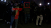 Großeinsatz der Polizei - Veranstaltung wird aufgelöst - friedlicher Verlauf nach kurzer Auseinandersetzung : Pixelhinweis: Person mit dem roten Kasten gekennzeichnet muss gepixelt werden!