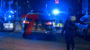 Großeinsatz der Polizei - Veranstaltung wird aufgelöst - friedlicher Verlauf nach kurzer Auseinandersetzung : Pixelhinweis: Person mit dem roten Kasten gekennzeichnet muss gepixelt werden!