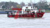 Tragischer Vorfall auf dem Rhein: Feuerwehrboot kentert während Bergungsaktion - eine Person verletzt und mit Krankenwagen ins Krankenhaus - keine Angaben zur leblosen Person : 