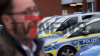 Verfolgungsjagd mit rund 20 Einsatzfahrzeugen - Polizeihubschrauber im Einsatz - Peugeot von Minderjährigen gestohlen - mehrere Unfälle während der Flucht - mutmaßliche Täter vorläufig festgenommen: 